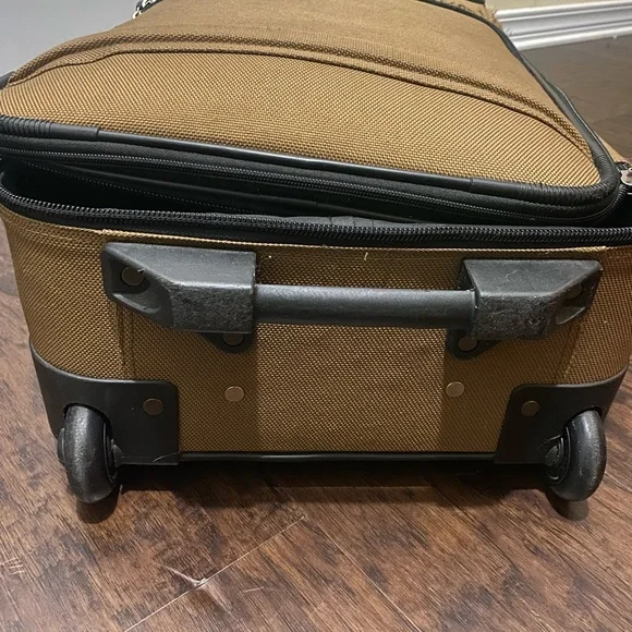 Vintage Ralph Lauren Chaps Rolling Suitcase Luggage Tan Brief case